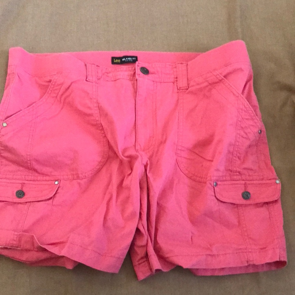 Lee Women's Pink Cargo Shorts